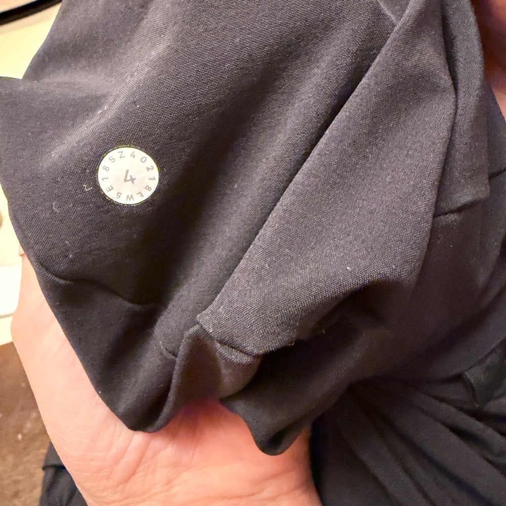 Lululemon Athletica pants - Picture 9 of 10